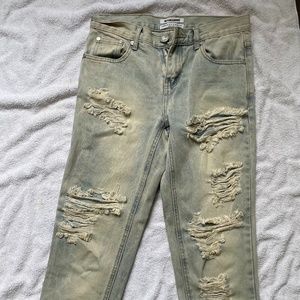 On teaspoon jeans